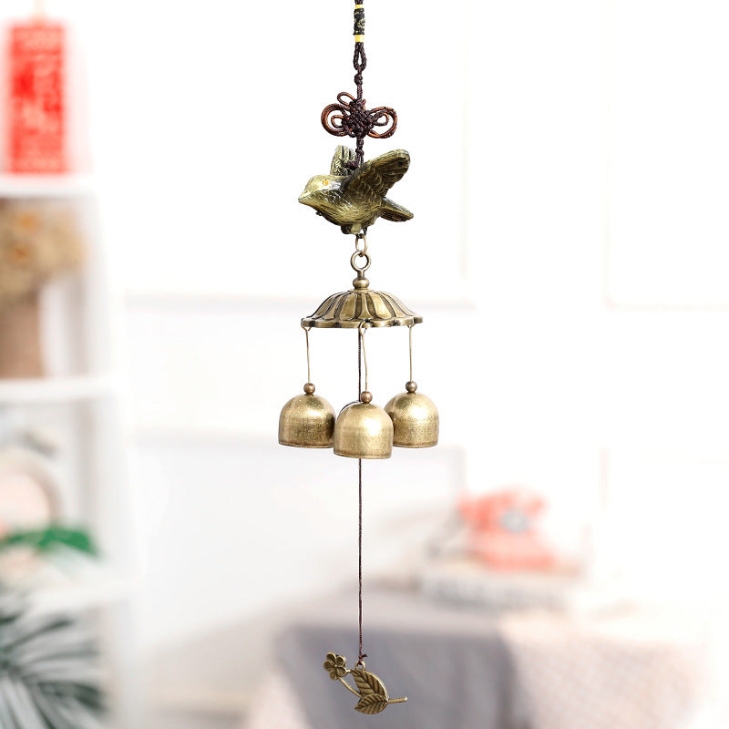 Wholesale Mascot Beckoning Cat Gossip Metal Wind Chimes